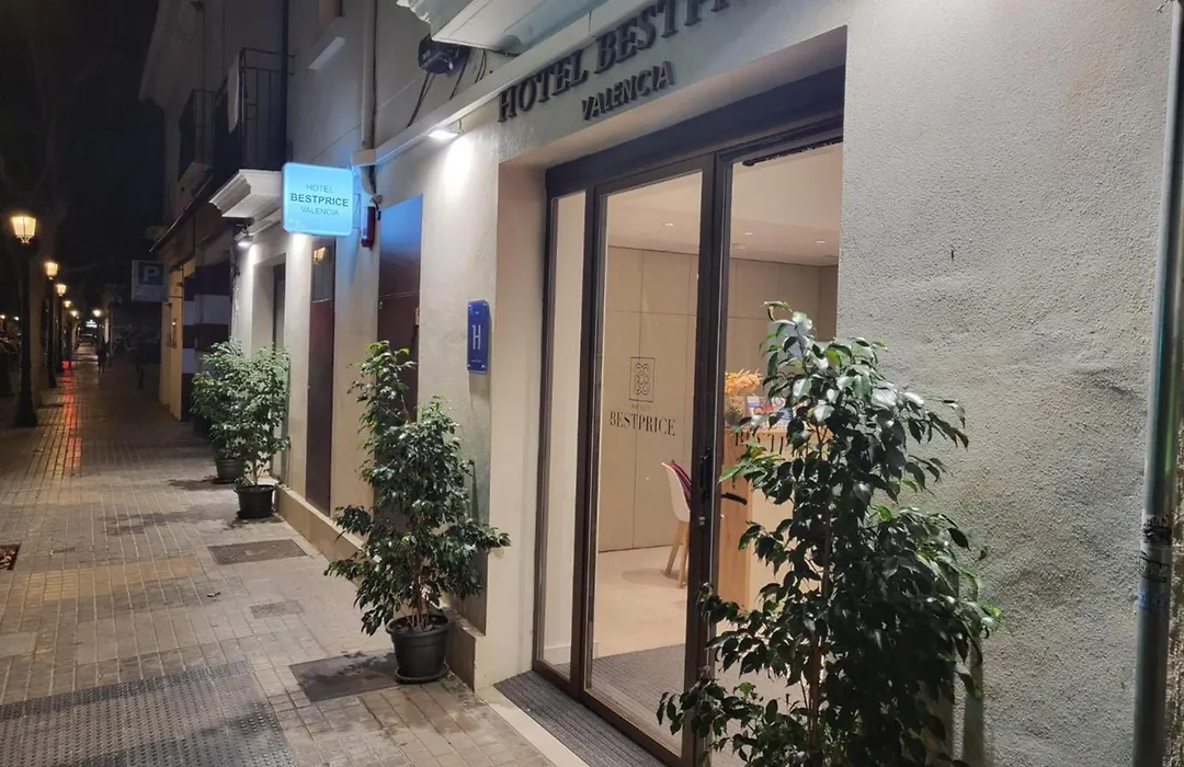 Hotel Bestprice Valencia-1